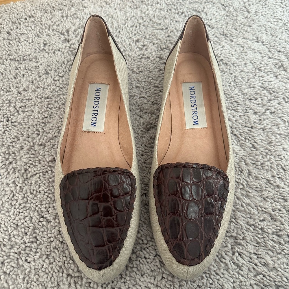 Vintage Nordstrom Women's Textured Cream and Dark Brown Loafers